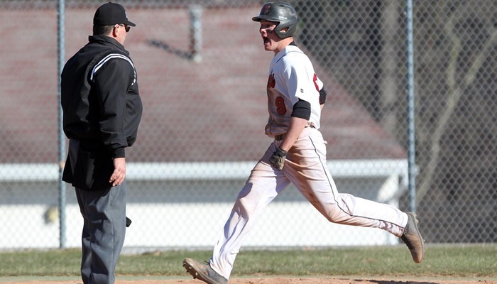 Baseball sweeps Bethany in non-league action