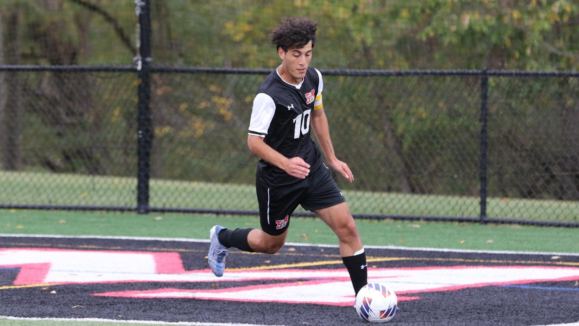 Men's Soccer stumbles on the road against Baldwin Wallace