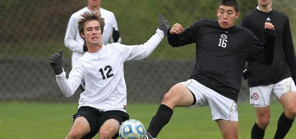 Men's soccer stung by Yellow Jackets
