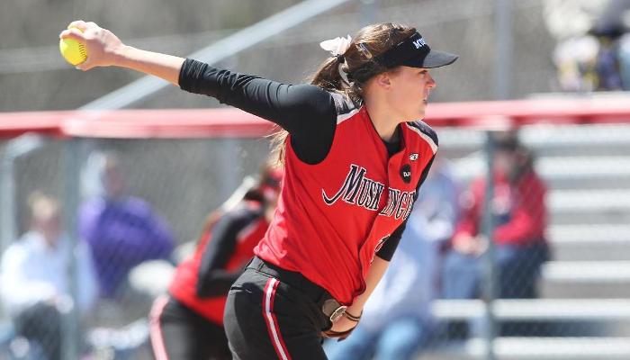 Softball goes 1-1 on opening day at OAC Tournament