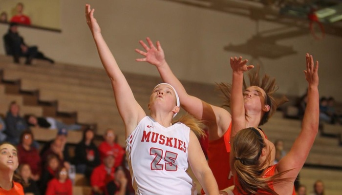 Women’s Basketball loses thriller to 10th-ranked Ohio Northern