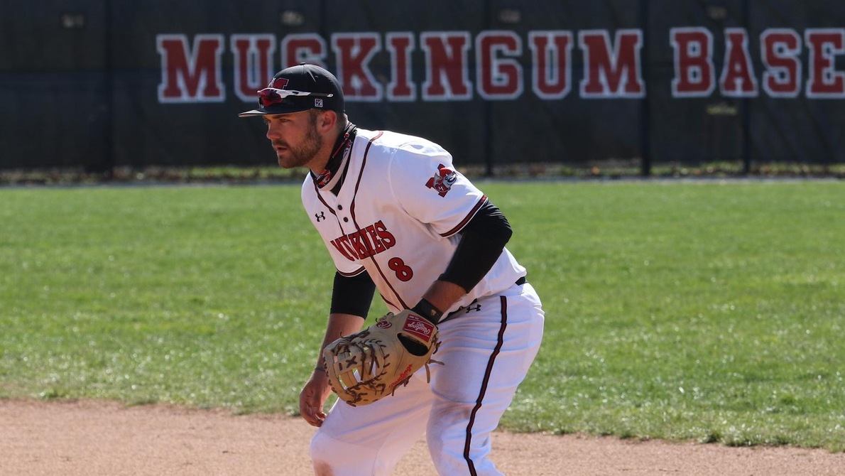 Baseball falls in road doubleheader to Mount Union