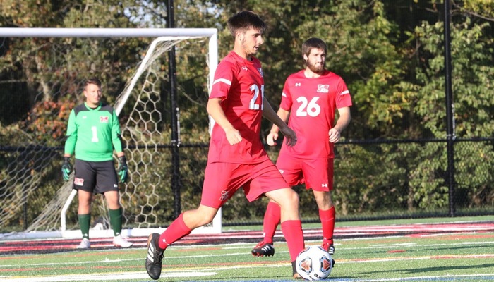Men's Soccer, Bearcats draw after weather delay
