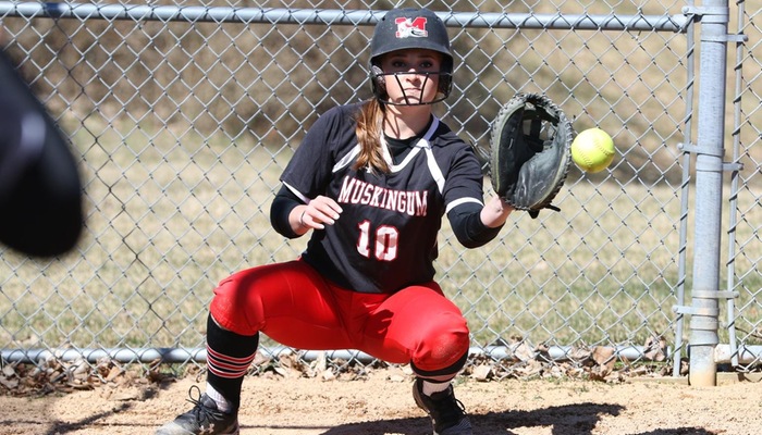 Softball drops doubleheader against Wooster