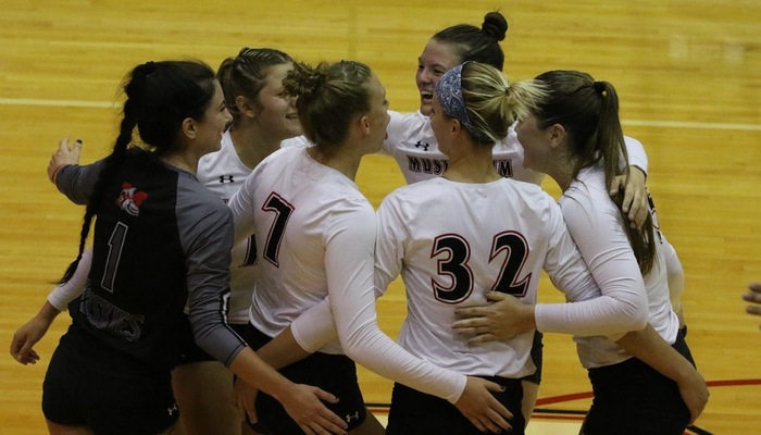 15th-ranked Volleyball conquers the Capital Crusaders