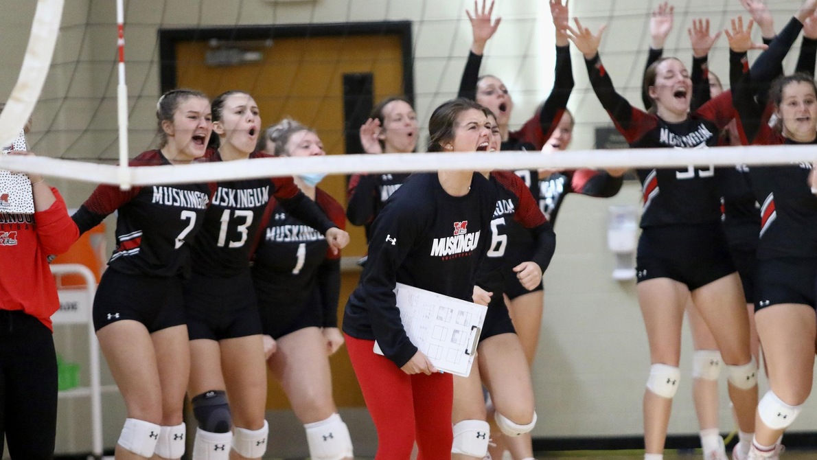 Volleyball finishes 1-1 at Juniata Tri-Match